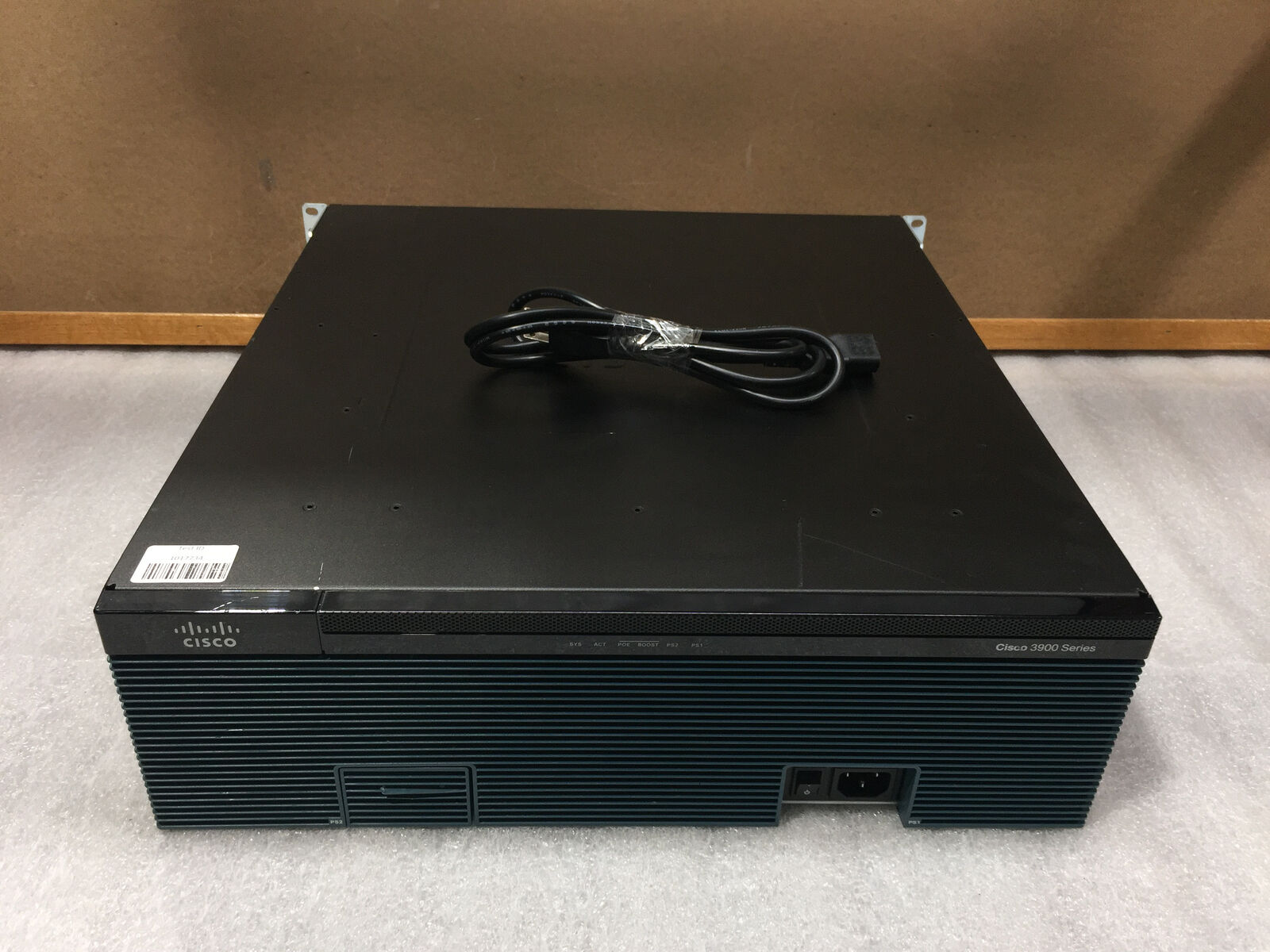 Cisco 3900 Series 3945 Rack-Mountable Integrated Services Router -TESTED & RESET